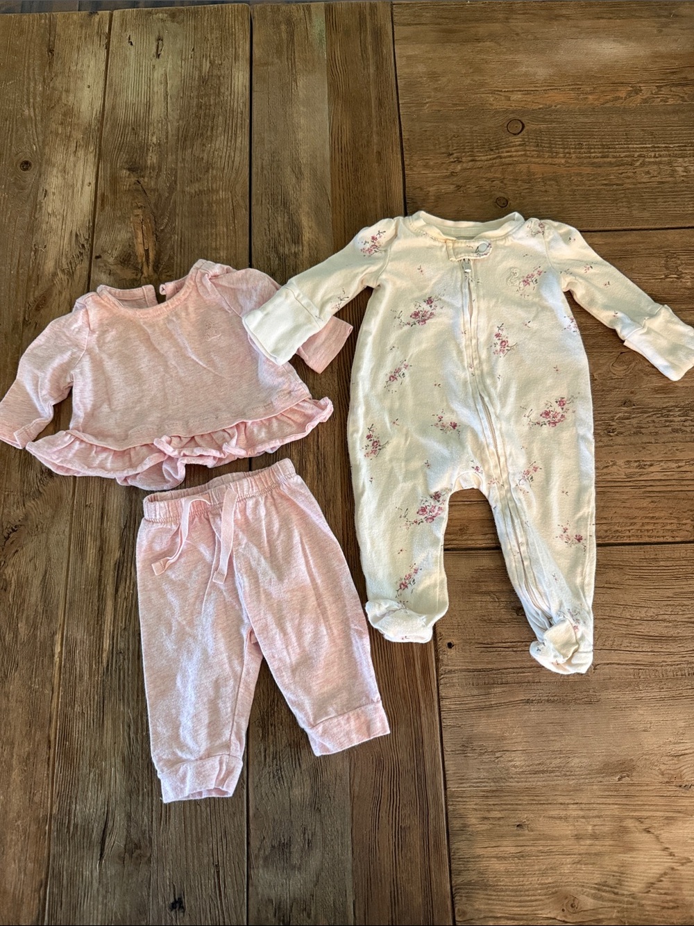 Gap Preemie Baby Girls Pink Two-Piece Set + Floral Footed Sleeper